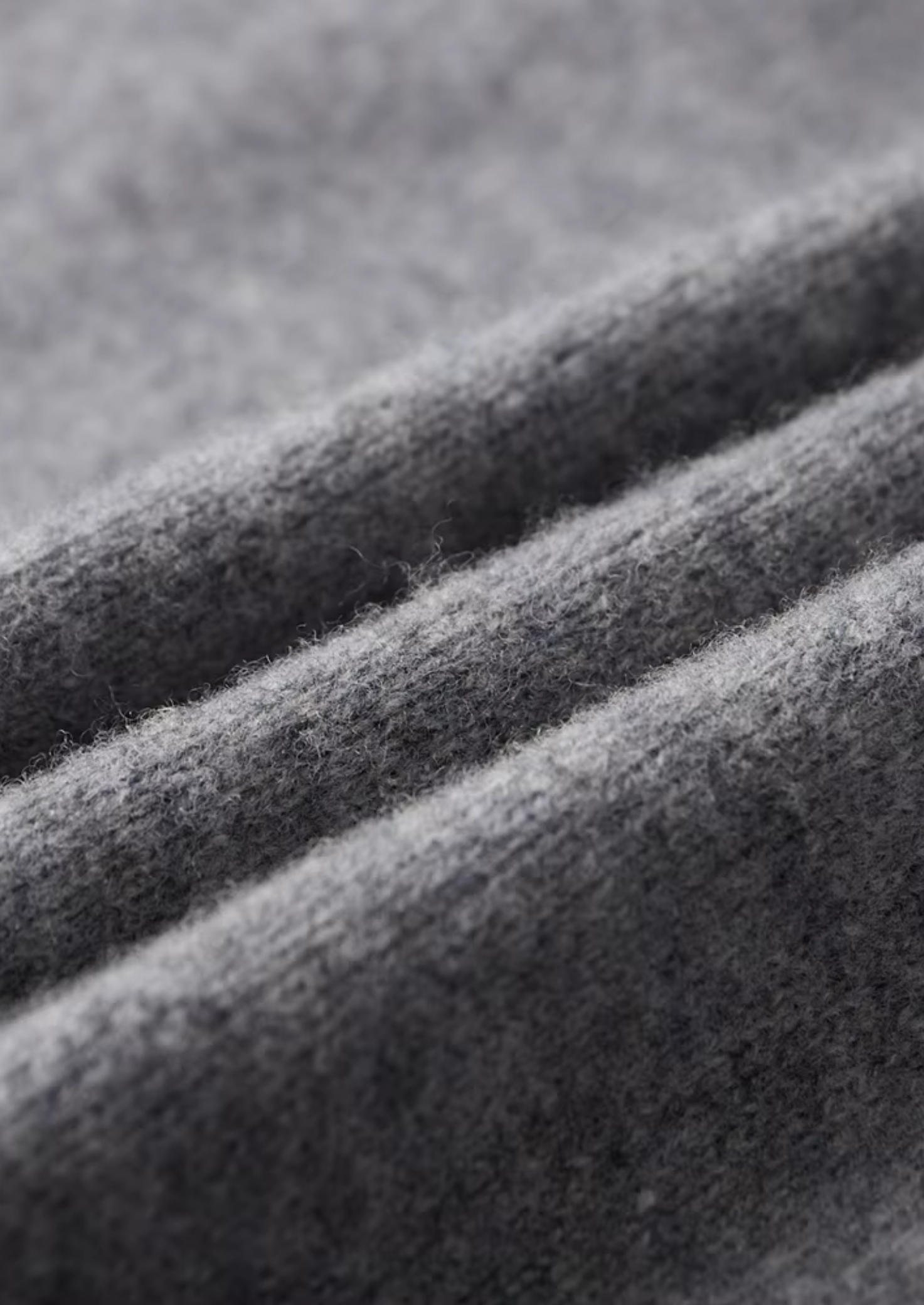 Cardigan Bicolore con Zip in Lana Merino
