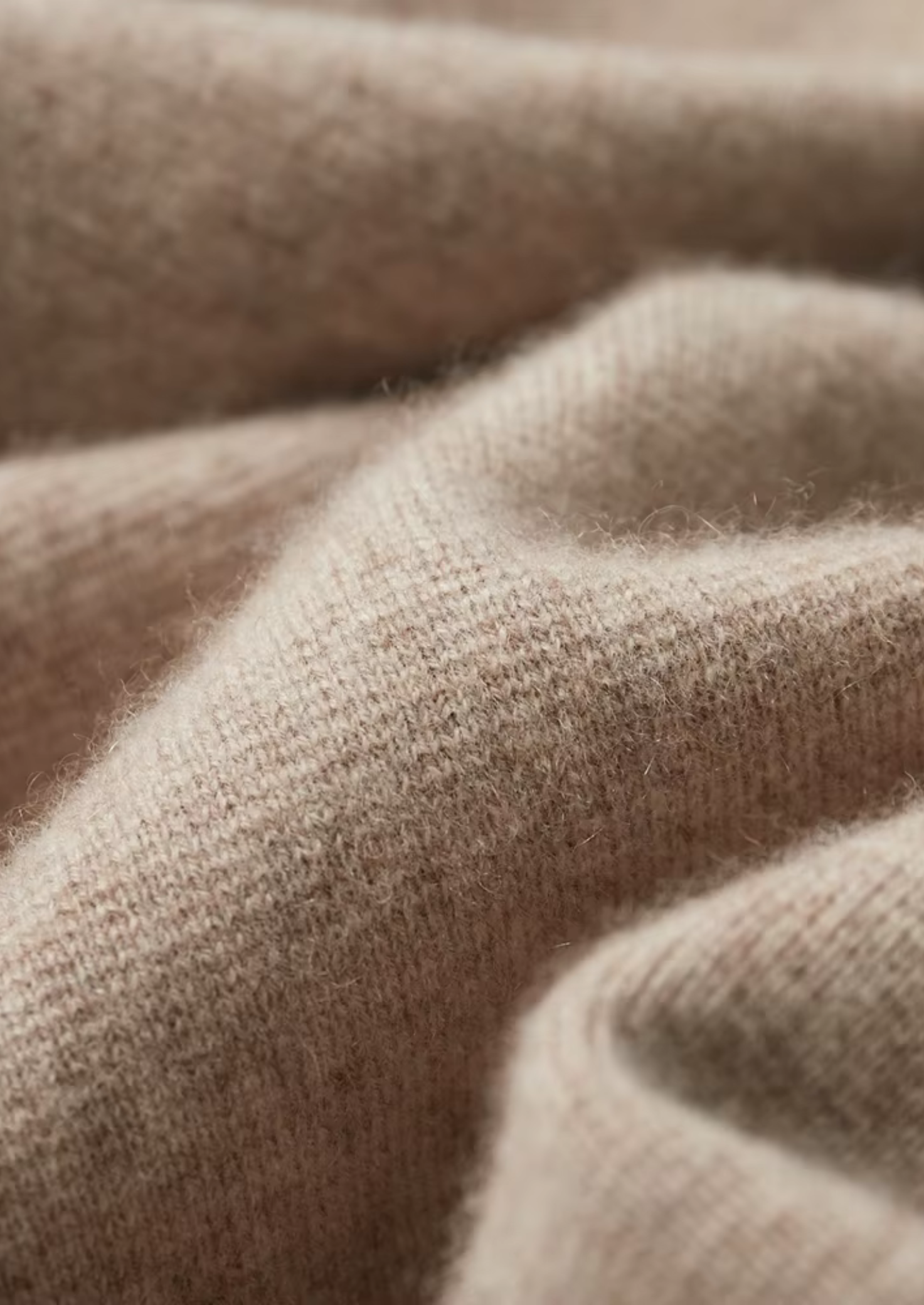 Cardigan Polo con Zip in Lana Merino Extra Fine